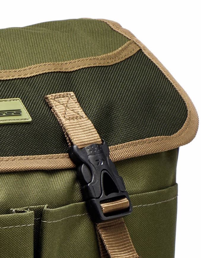 New Daiwa Wilderness Game Fishing Bag 3 - Model - DWGB3