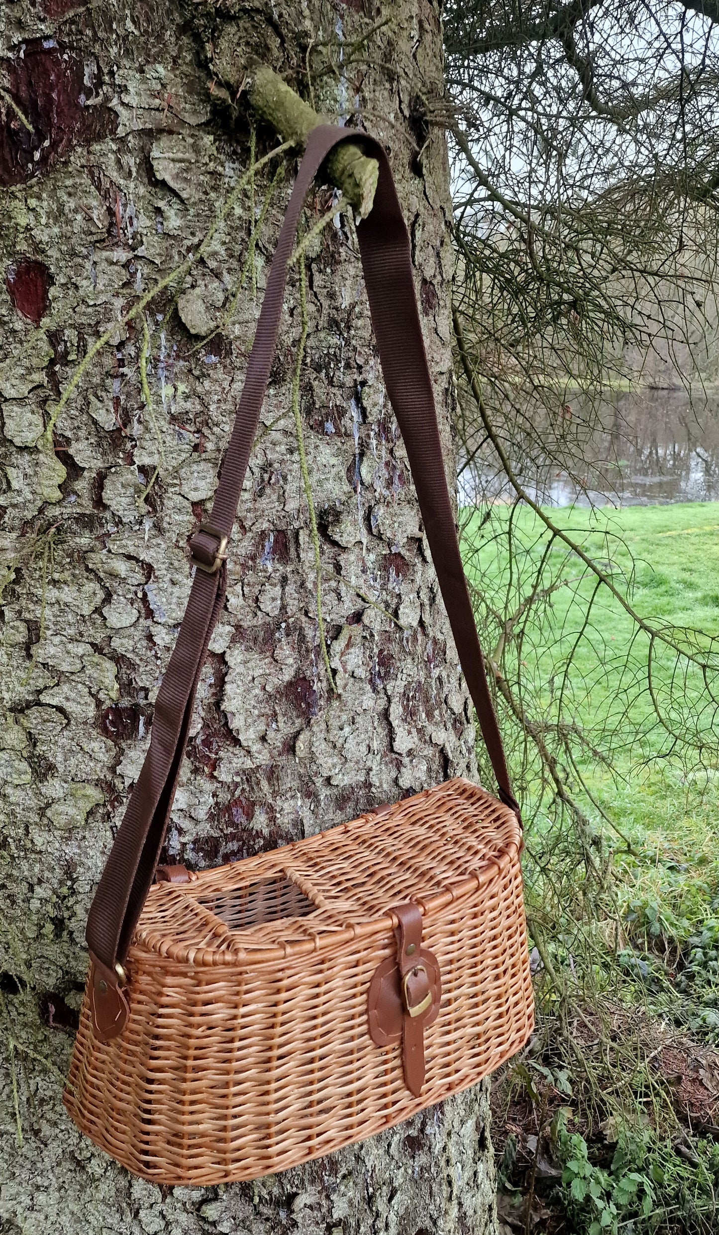 New Daiwa Wilderness Game Fishing Bag 1 - Model - DWGB1