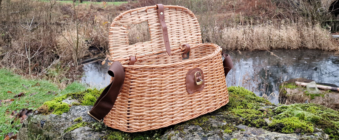 New Daiwa Wilderness Game Fishing Bag 1 - Model - DWGB1