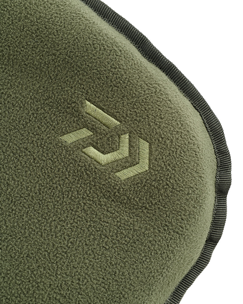 Daiwa Black Widow Adjustable Fishing Chair - Carp Fishing Armchair - BWAA1