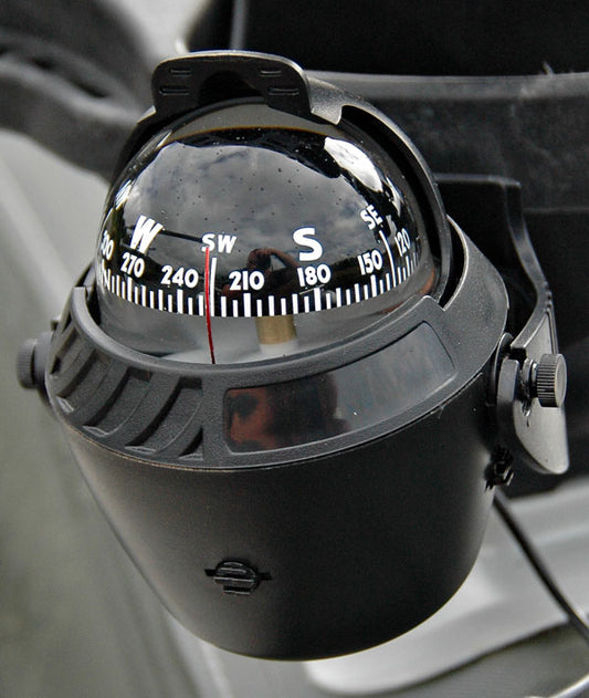 BISON MARINE SYSTEM COMPASS complete with deck mount