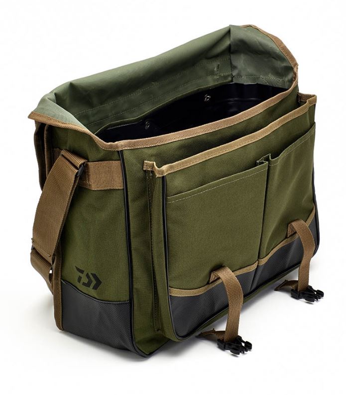 New Daiwa Wilderness Game Fishing Bag 3 - Model - DWGB3